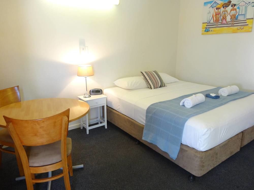 Shell Motel Боуен Екстериор снимка
